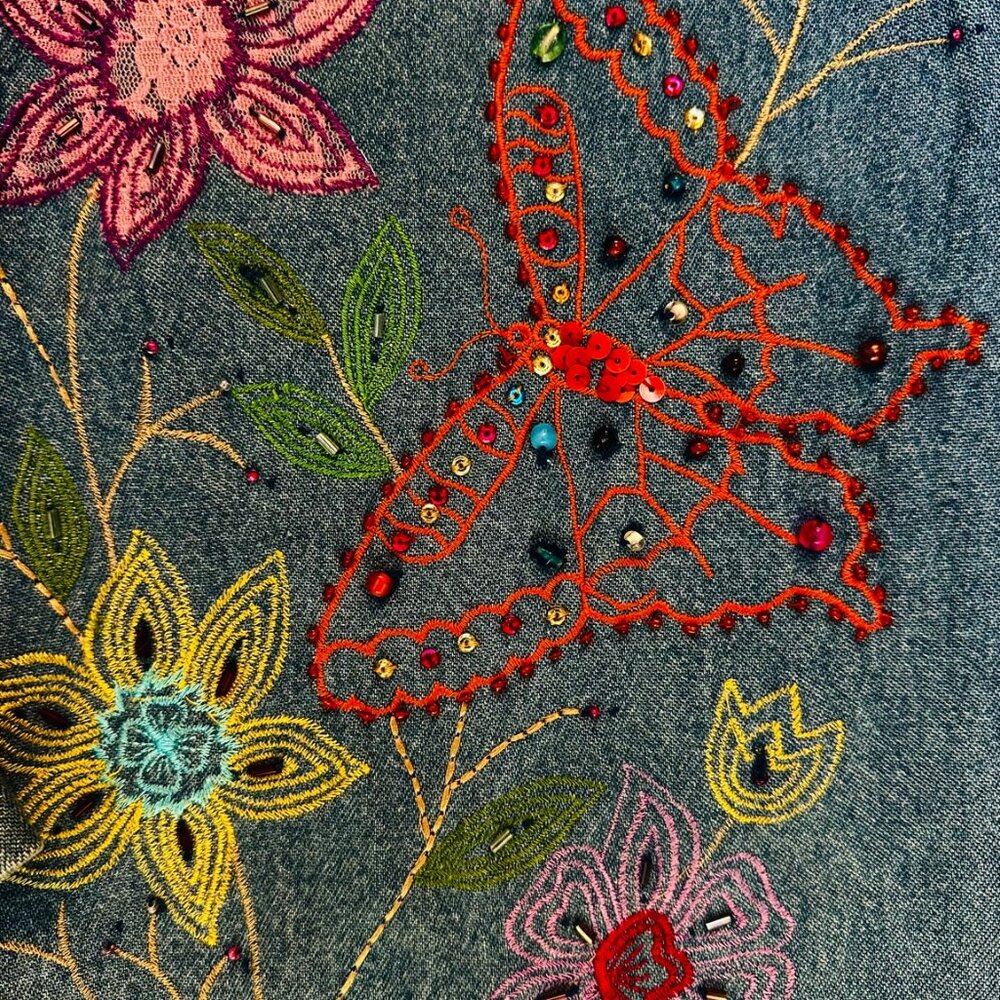 ✨ Tantrums Embroidered Denim Jacket ✨ - Picture 3 of 4